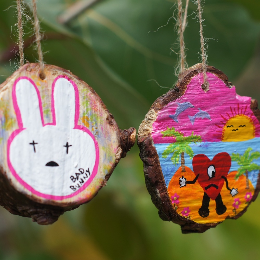 Un verano sin ti - Hand-painted in real Pinewood Ornament Set of 2